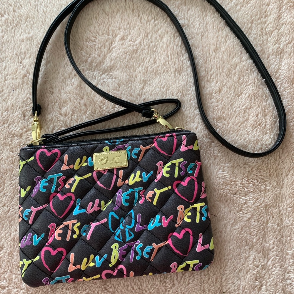 Beaty Johnson Handbag